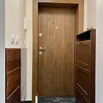 Sunny & Cozy For 4 Guests & Free Parking דירה פלובדיב