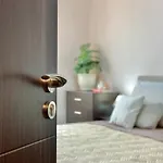 Sunny & Cozy For 4 Guests & Free Parking * פלובדיב