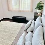 Sunny & Cozy For 4 Guests & Free Parking