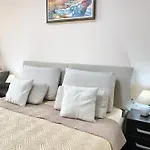 דירה Sunny & Cozy For 4 Guests & Free Parking פלובדיב