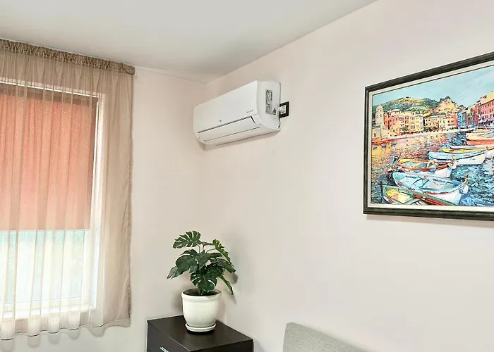 Sunny & Cozy For 4 Guests & Free Parking Daire *