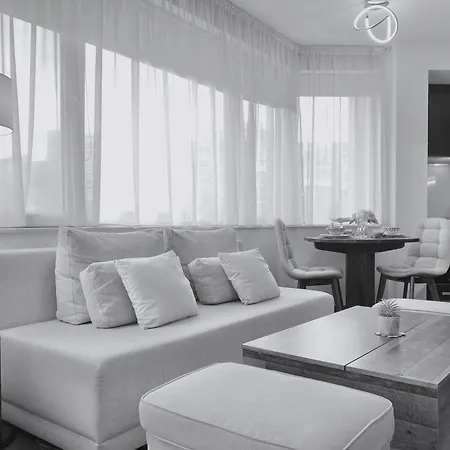 Sunny & Cozy For 4 Guests Plovdiv