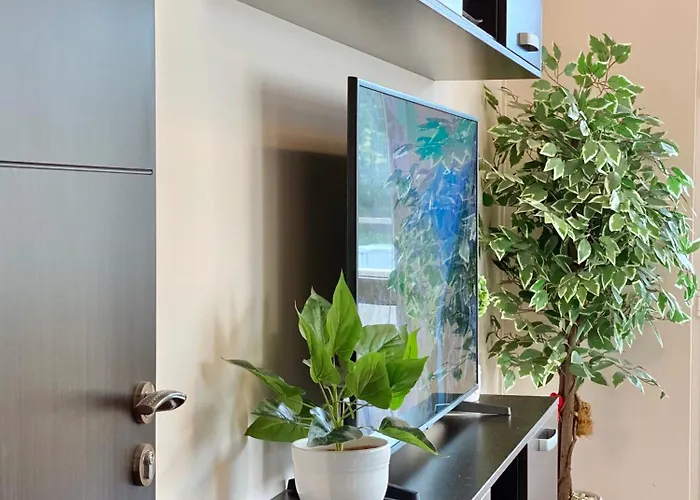 Sunny & Cozy For 4 Guests & Free Parking Plovdiv